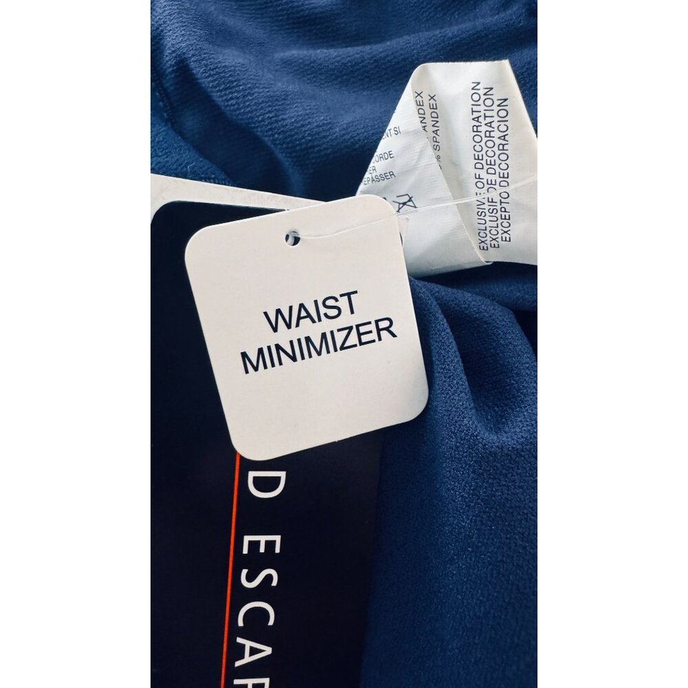 2/$30 NWT Island Escape Size 8 Waist Minimizer Navy & White Floral Tankini Top - Picture 6 of 15